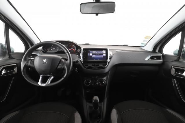 Peugeot 208 image 4
