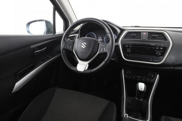 Suzuki Sx4 S-Cross image 9
