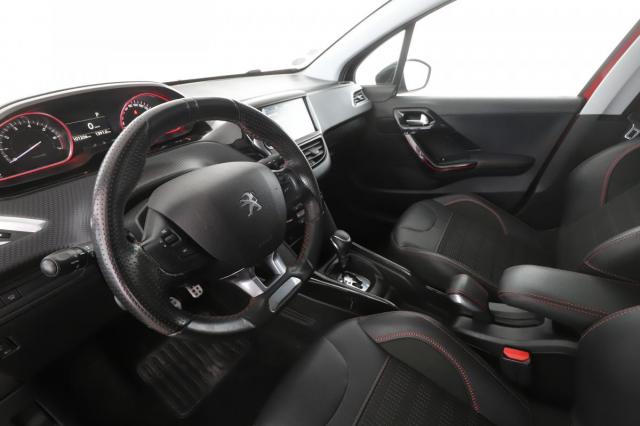 Peugeot 2008 image 5