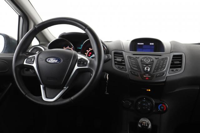 Ford Fiesta image 2