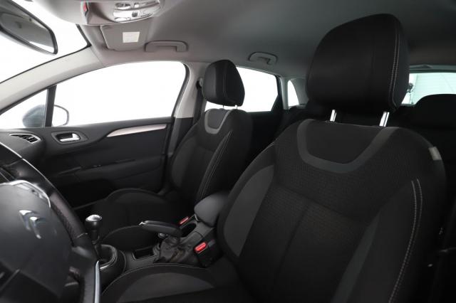 Citroen C4 image 8