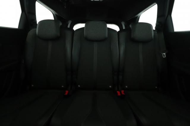 Peugeot 5008 image 1