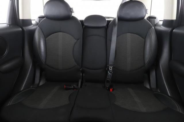 Mini Countryman image 9