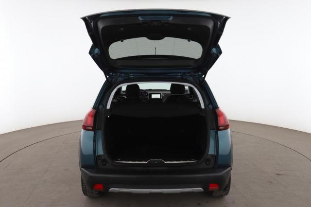 Peugeot 2008 image 6