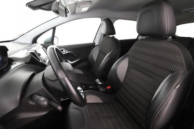 Peugeot 2008 image 1