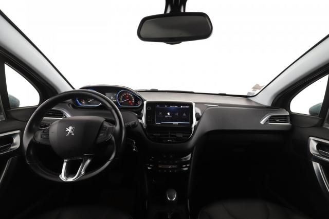 Peugeot 2008 image 9