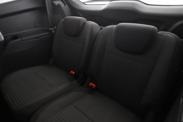 Ford Grand C-Max image 8