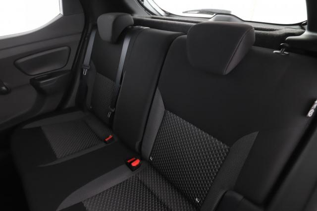 Nissan Micra image 5