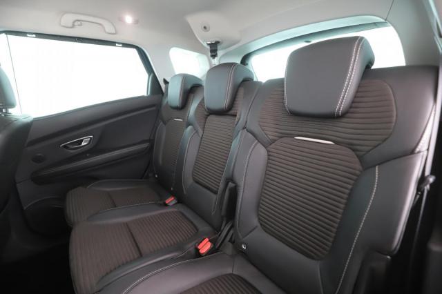 Renault Scénic image 2