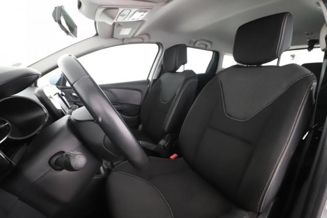 Renault Clio Estate image 9