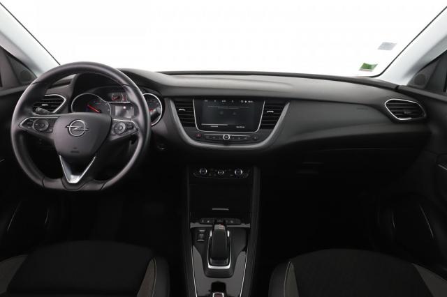 Opel Grandland X image 2