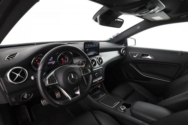 Mercedes Benz Gla image 9