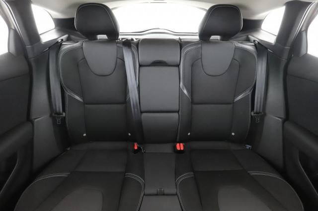 Volvo V40 image 4