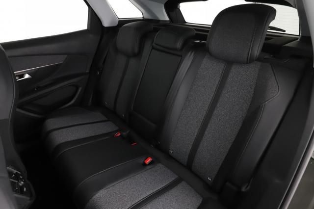 Peugeot 3008 image 1