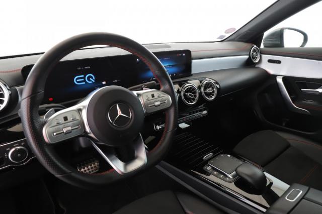Mercedes Benz Cla image 8