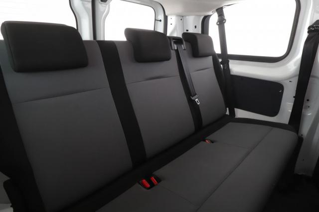 Peugeot Expert image 8