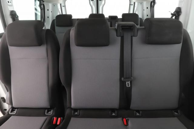Peugeot Expert image 2