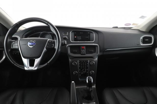Volvo V40 image 4
