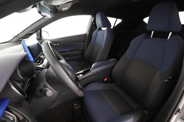 Toyota C-Hr image 7