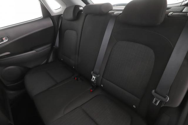 Hyundai Kona image 8