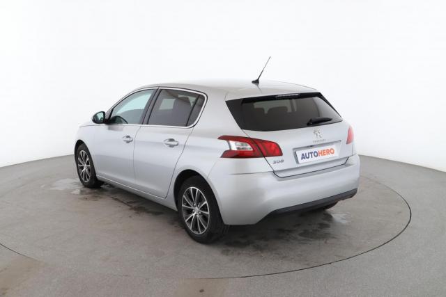 Peugeot 308 image 1