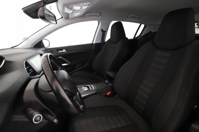 Peugeot 308 image 7