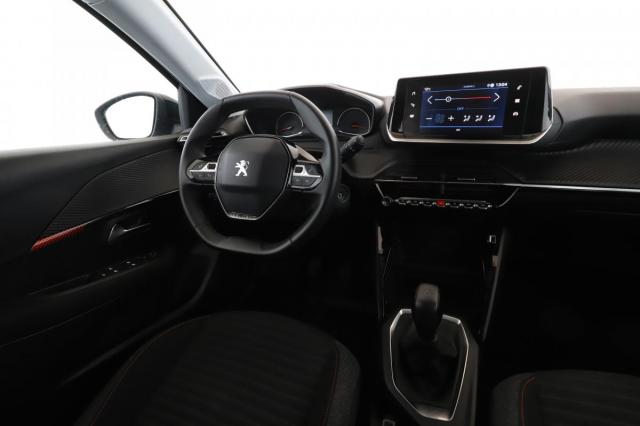 Peugeot 208 image 9