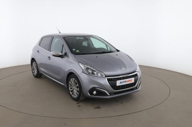 Peugeot 208 image 9