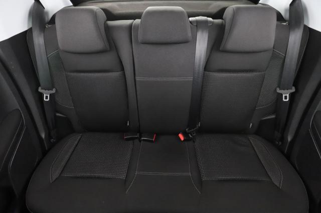 Peugeot 208 image 6