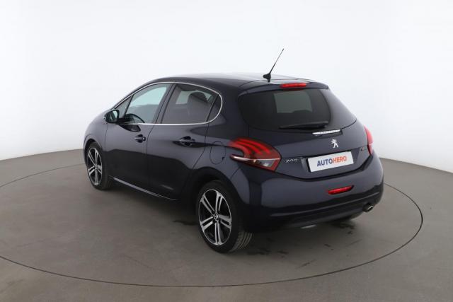 Peugeot 208 image 2