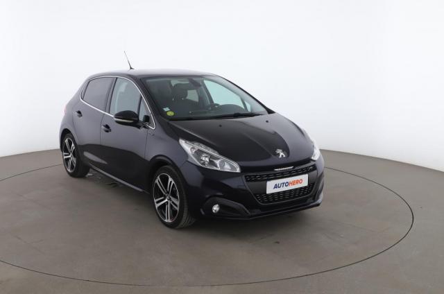 Peugeot 208 image 8