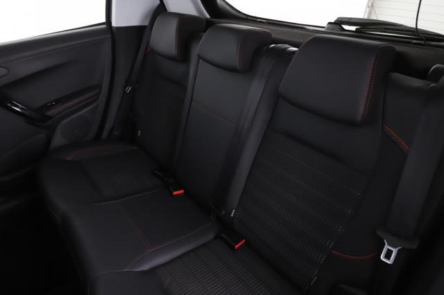 Peugeot 208 image 1