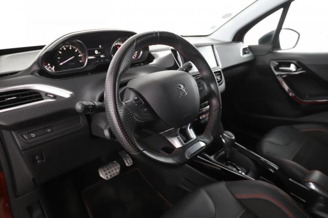 Peugeot 2008 image 1