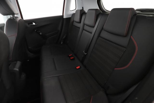 Peugeot 2008 image 5