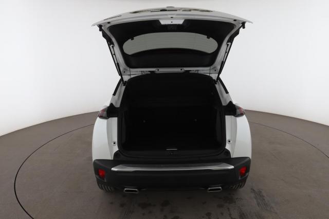 Peugeot 2008 image 6
