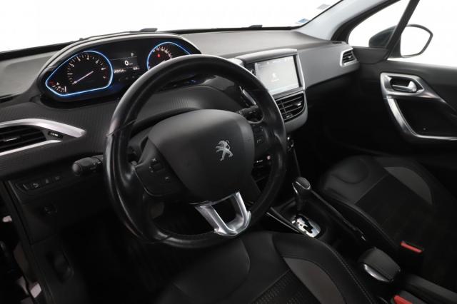 Peugeot 2008 image 5