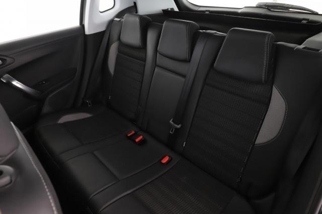 Peugeot 2008 image 4