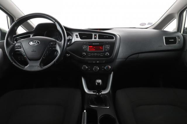 Kia Cee'D_sw image 9