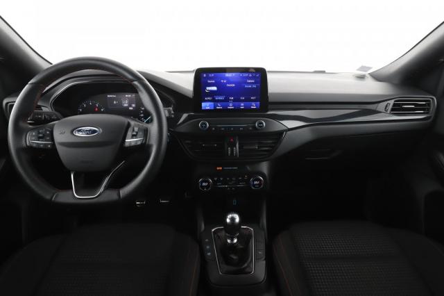 Ford Focus image 9