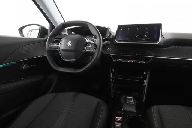 Peugeot 208 image 5