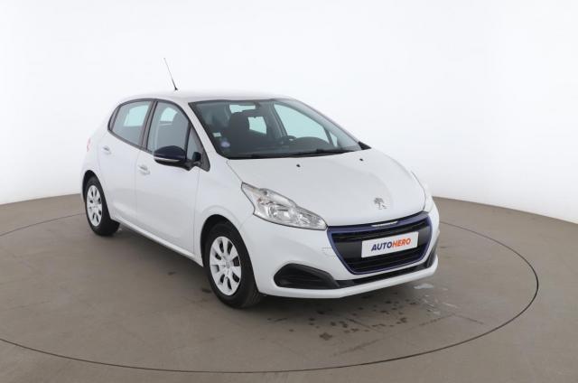 Peugeot 208 image 3