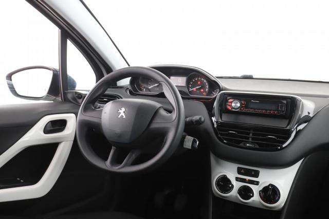 Peugeot 208 image 4