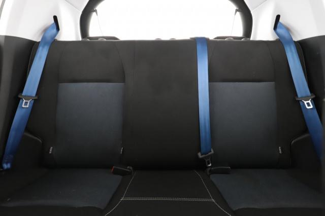 Peugeot 208 image 7