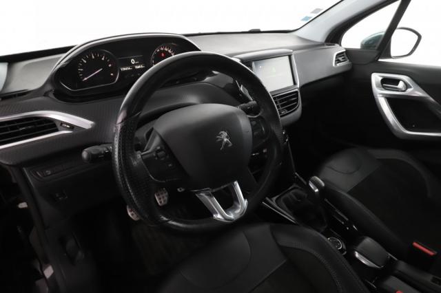 Peugeot 2008 image 6