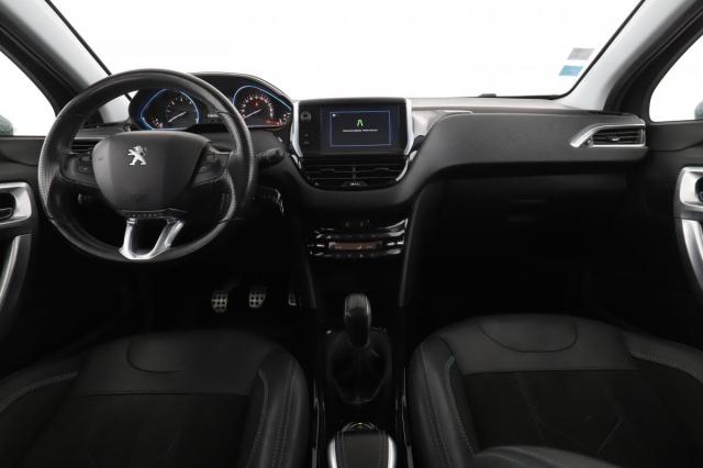 Peugeot 2008 image 4