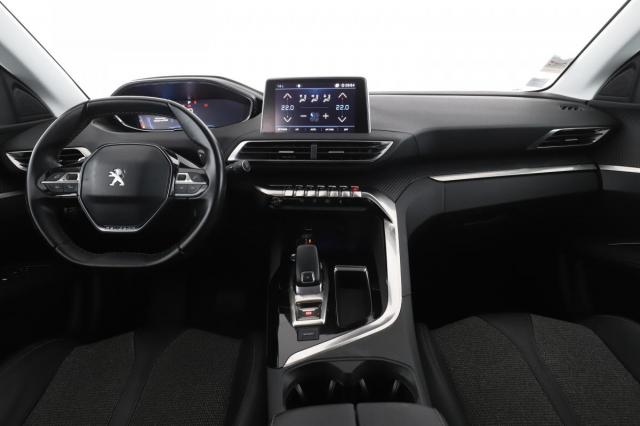 Peugeot 3008 image 2