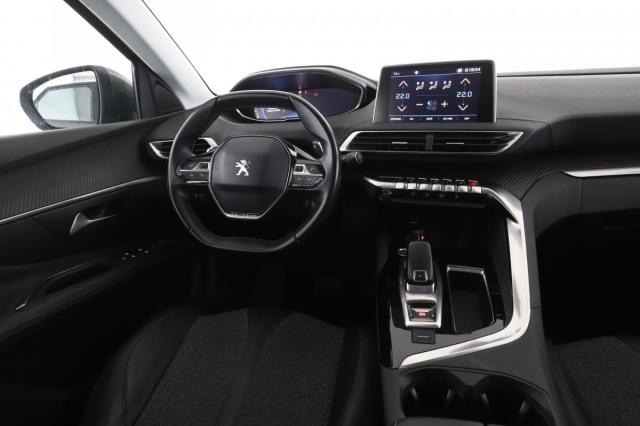 Peugeot 3008 image 8
