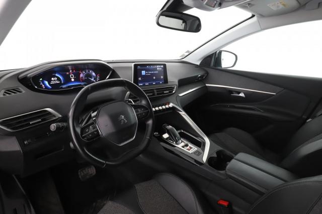 Peugeot 3008 image 2