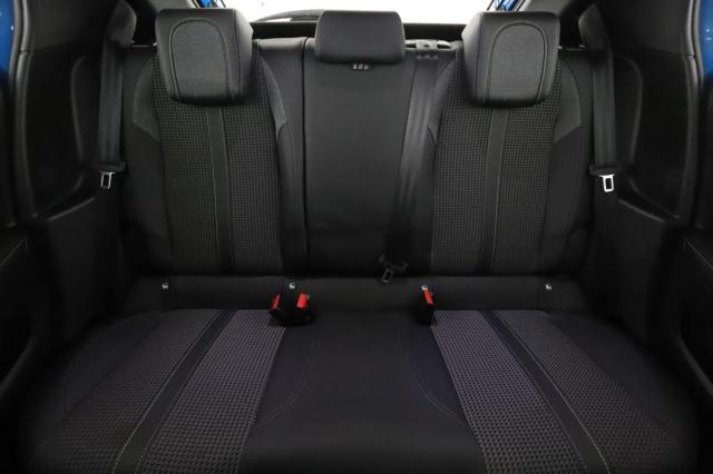 Peugeot 208 image 1