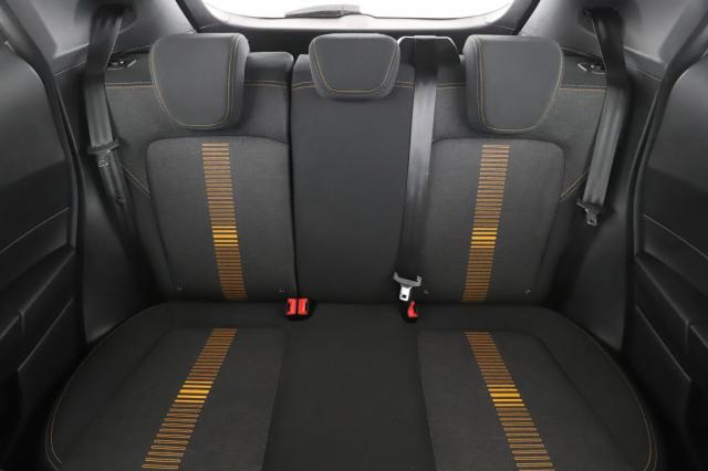 Ford Fiesta image 9